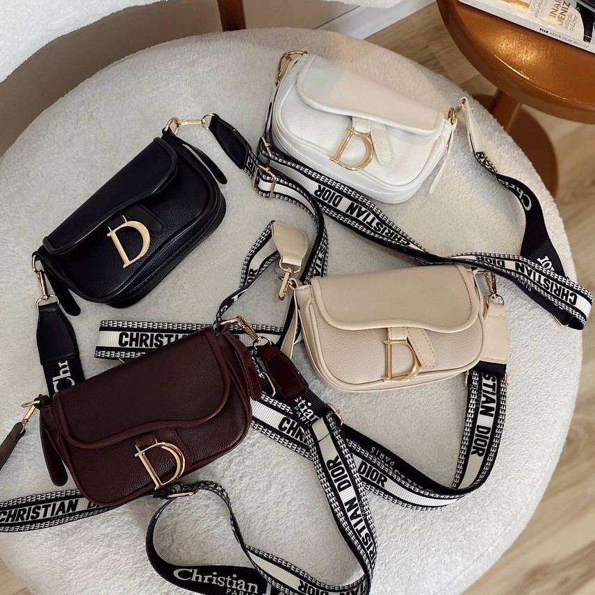 کیف دوشی زنانه طرح Dior