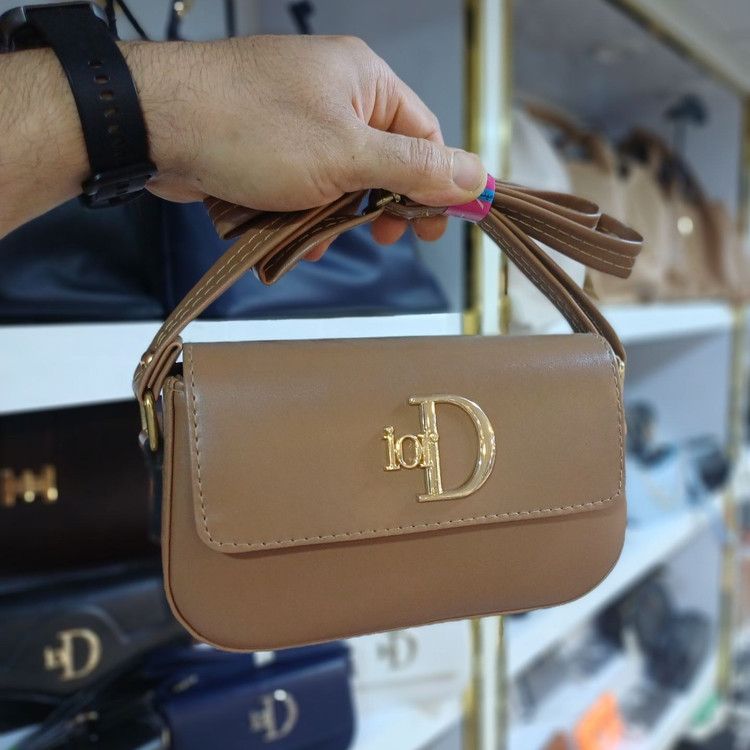کیف دوشی طرح برند Dior