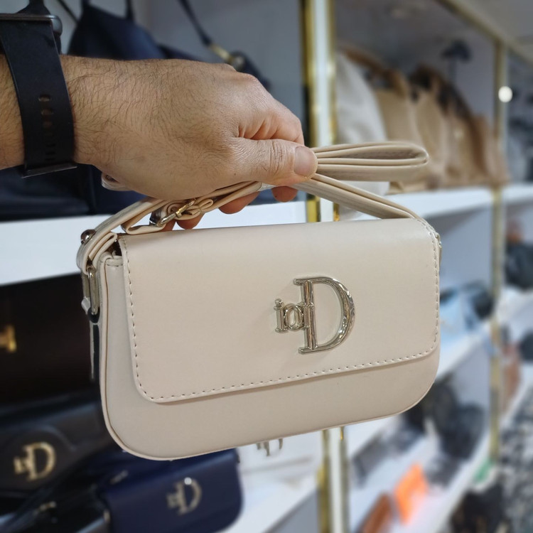 کیف دوشی طرح برند Dior